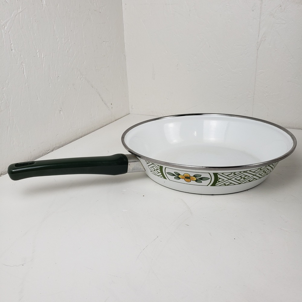Vintage Enamelware Frying Pan White Green Floral Retro 10 Inch Skillet